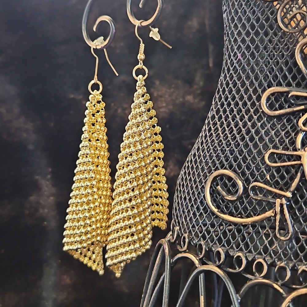 Chic Gold Mesh Dangle Earrings